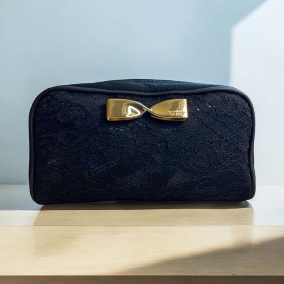 Victoria's Secret Cosmetic Case Travel  Make Up Glam Bag Lace Black - Picture 1 of 6